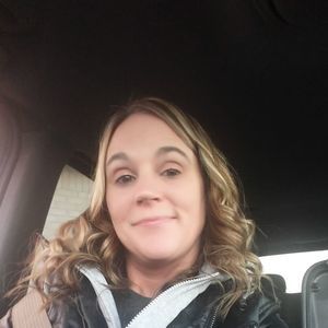 Meet your Posher, Dena